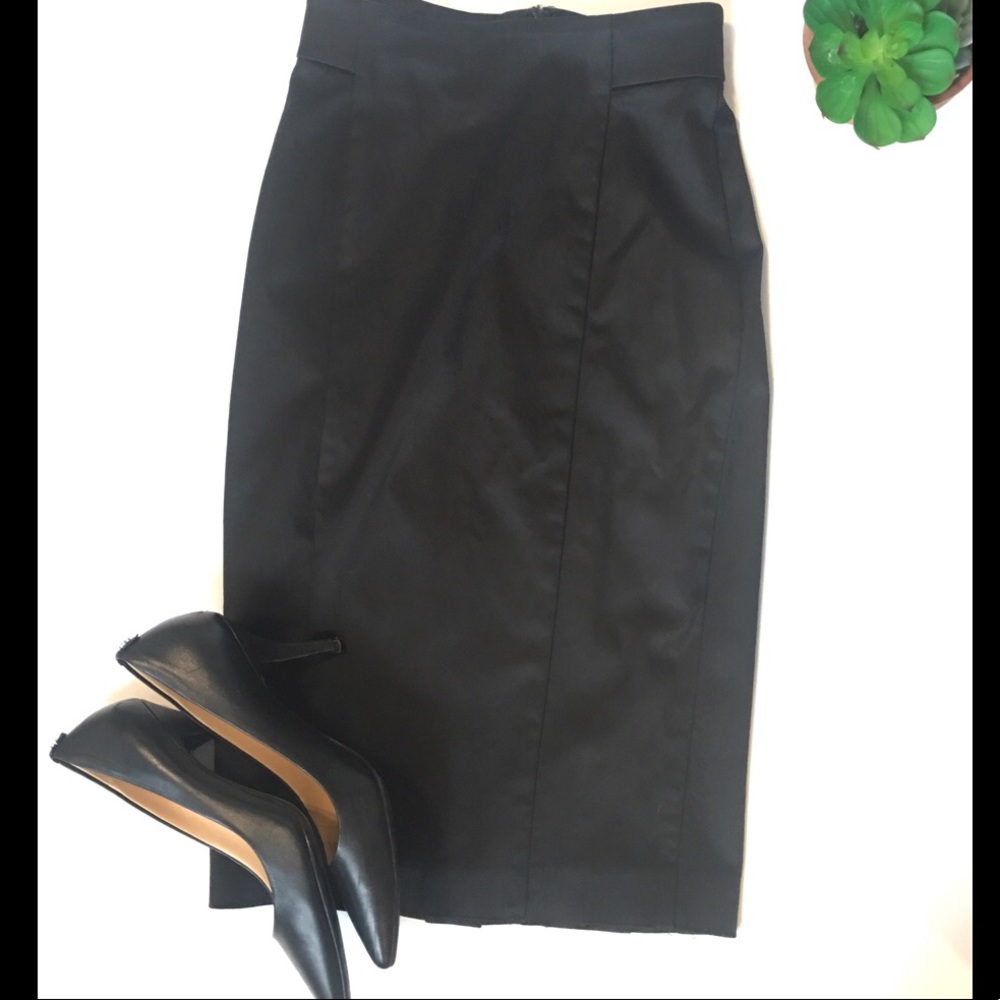 BEBE Black Skirt BOSS BABE STYLE Size 00